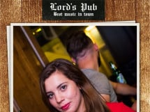 Distracție în Lord's Pub