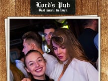 Distracție în Lord's Pub