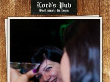 Distracție în Lord's Pub