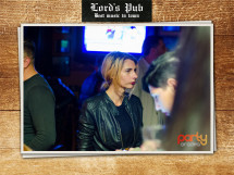 Distracţie în Lord's Pub