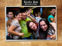 Distracție în Lord's Pub