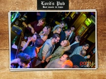 Distracţie în Lord's Pub