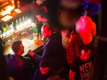 Distracție în Lord's Pub