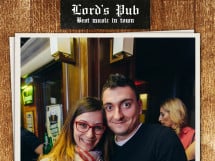 Distracție în Lord's Pub