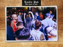 Distracție în Lord's Pub