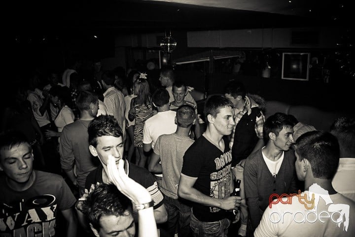 Distracţie în Seven, 