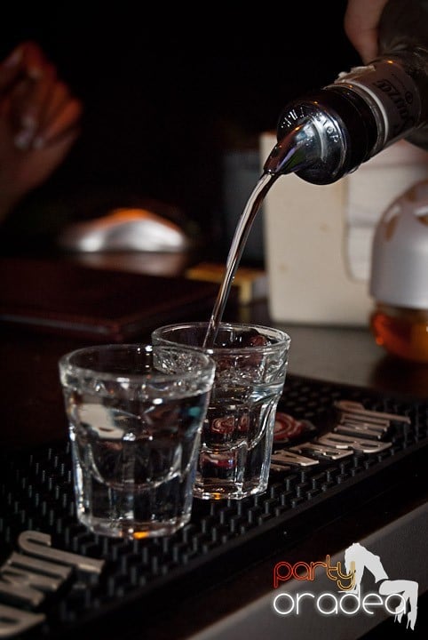 Distracţie în Seven, 