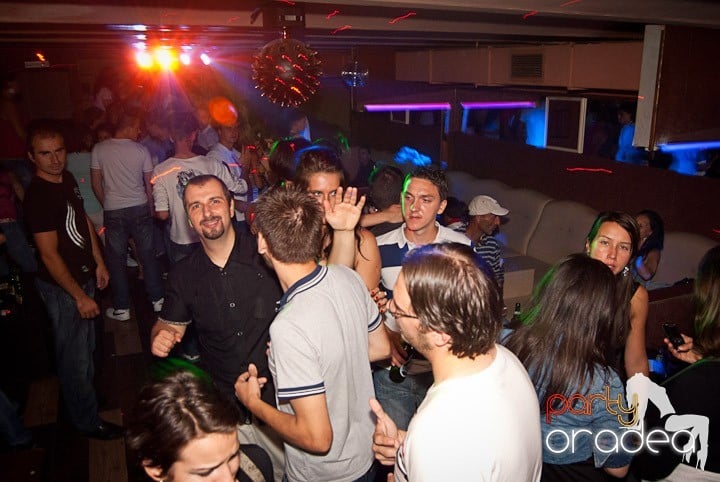 Distracţie în Seven, 