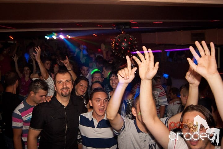 Distracţie în Seven, 