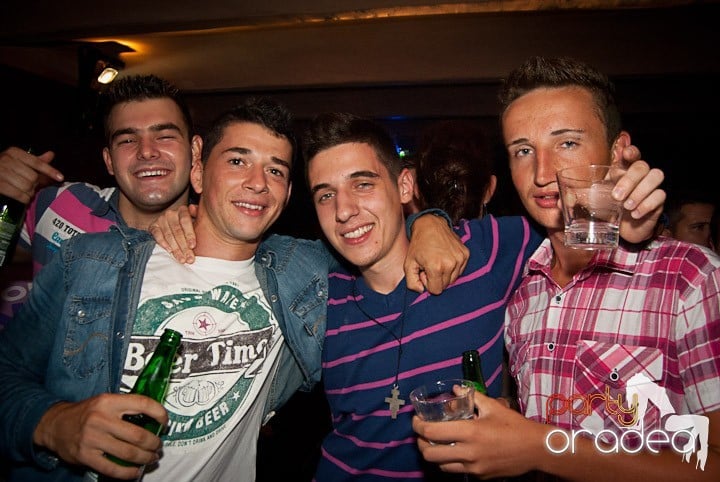 Distracţie în Seven, 