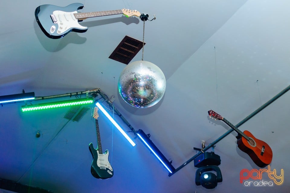 Distracţie în Window Pub, 