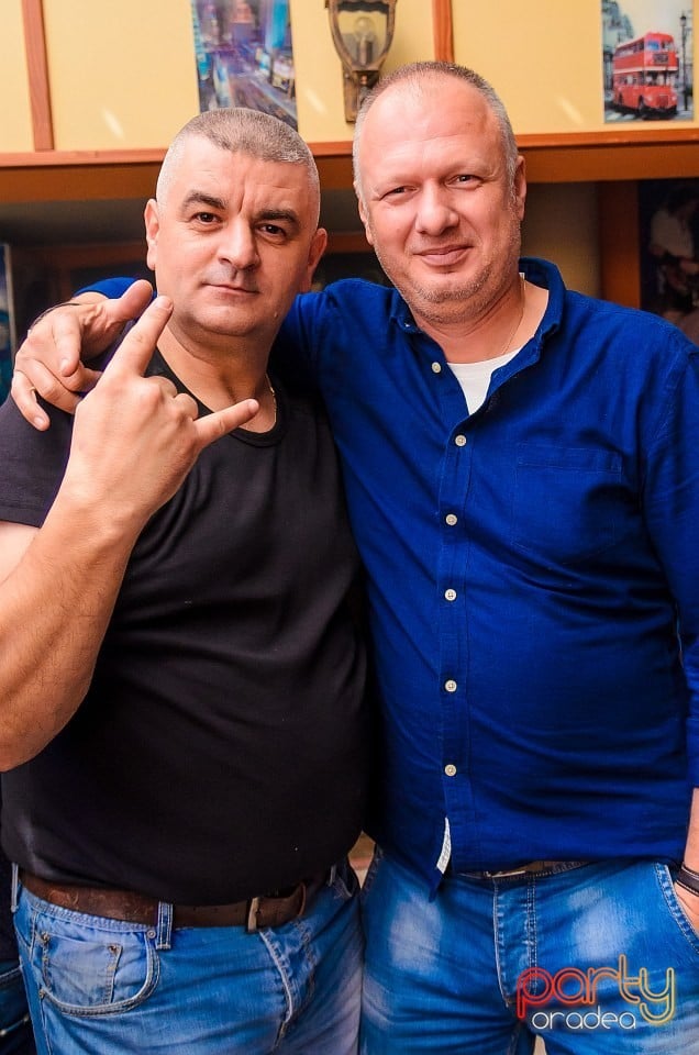 Distracţie în Window Pub, 