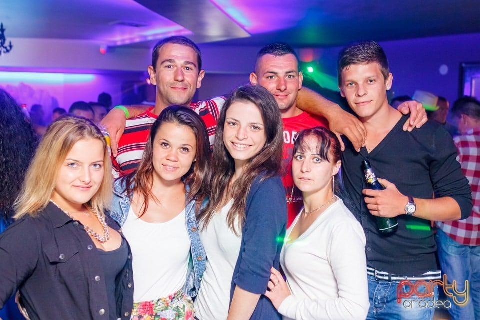 Distracţie în Zona Club, 