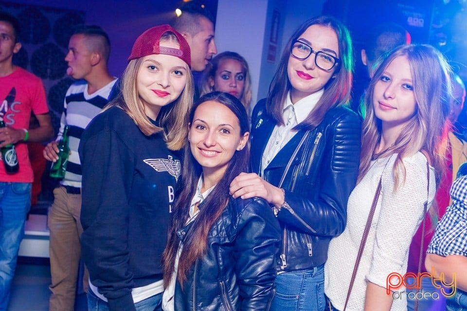Distracţie în Zona Club, 