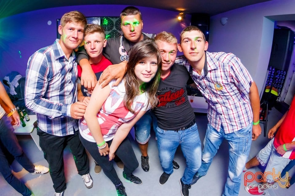 Distracţie în Zona Club, 