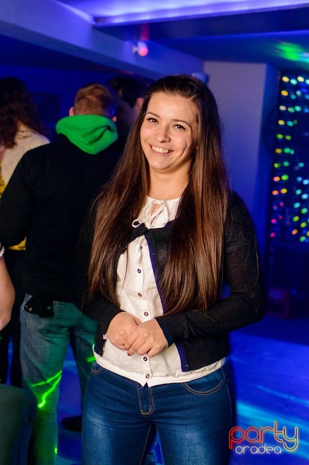 Distracţie în Zona Club,