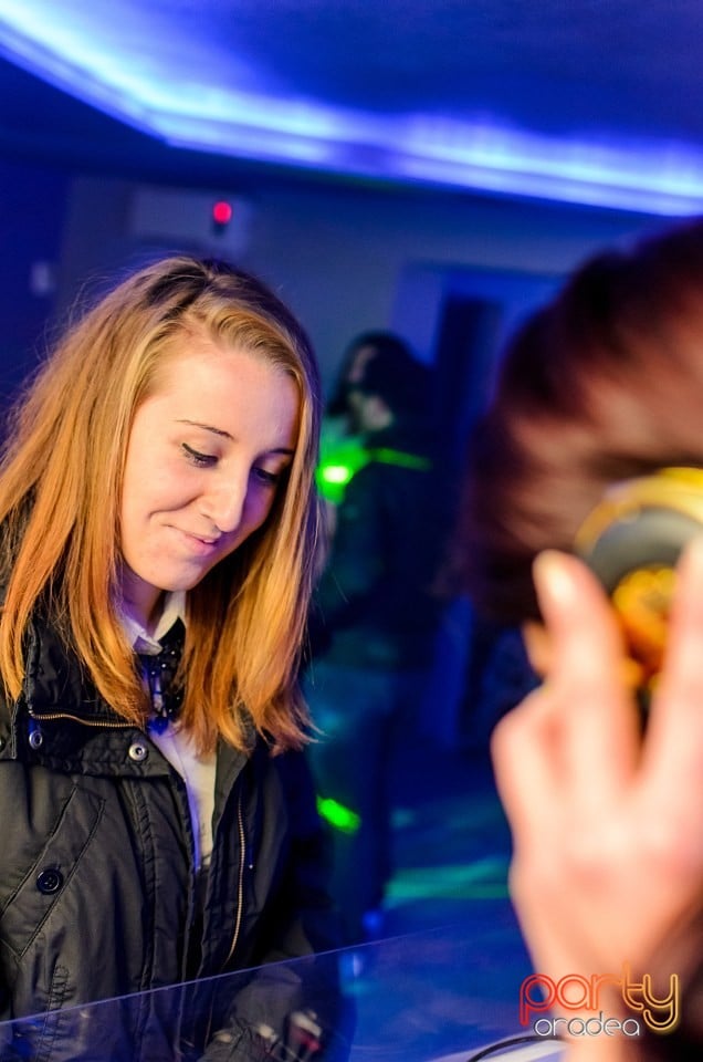 Distracţie în Zona Club,