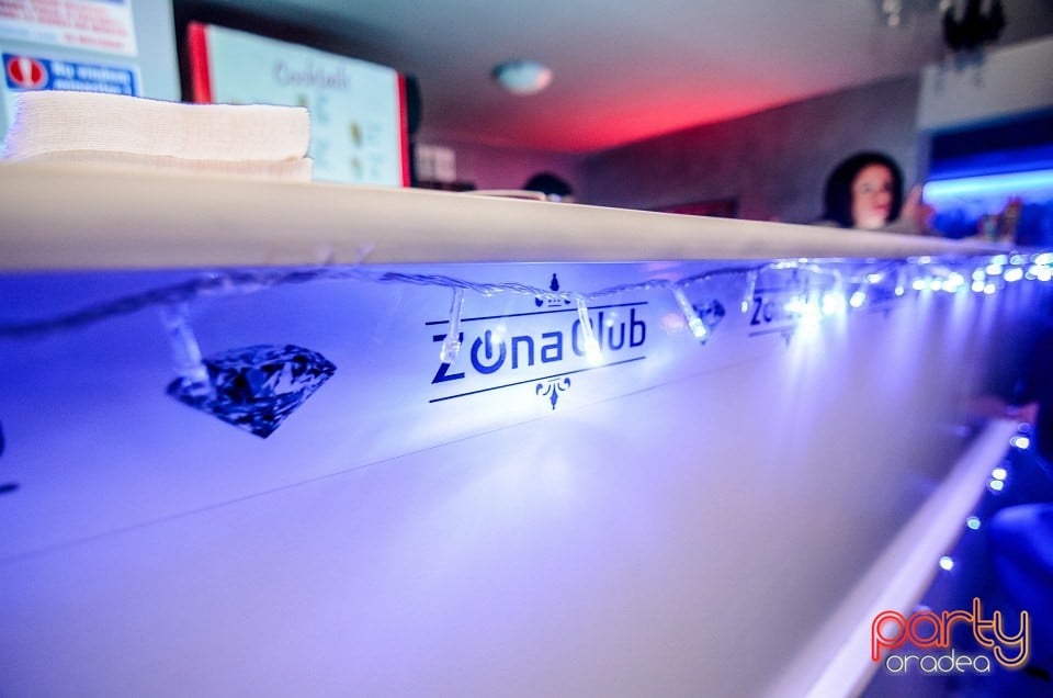 Distracţie în Zona Club,