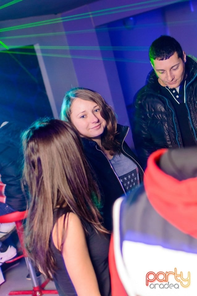 Distracţie în Zona Club,