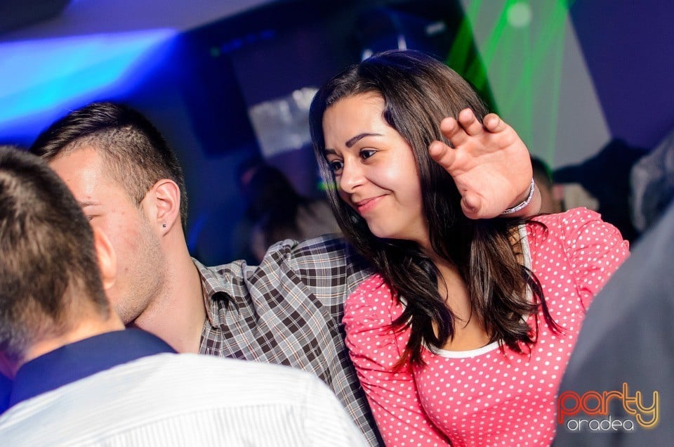 Distracţie în Zona Club,