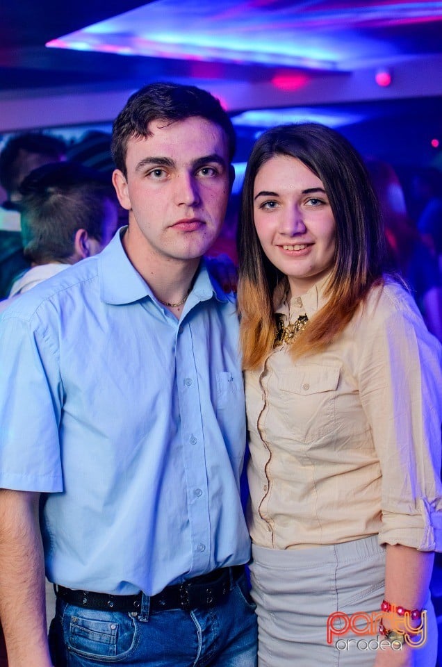 Distracţie în Zona Club,