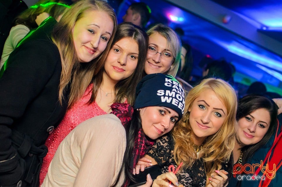 Distracţie în Zona Club,