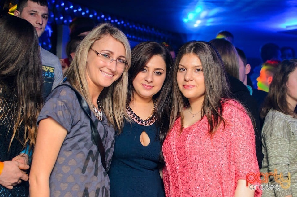 Distracţie în Zona Club,