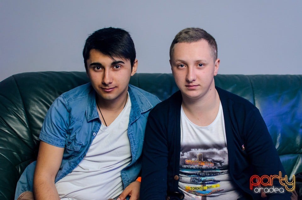 Distracţie în Zona Club,