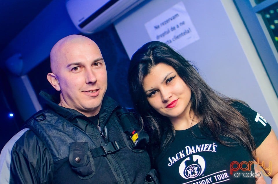 Distracţie în Zona Club,