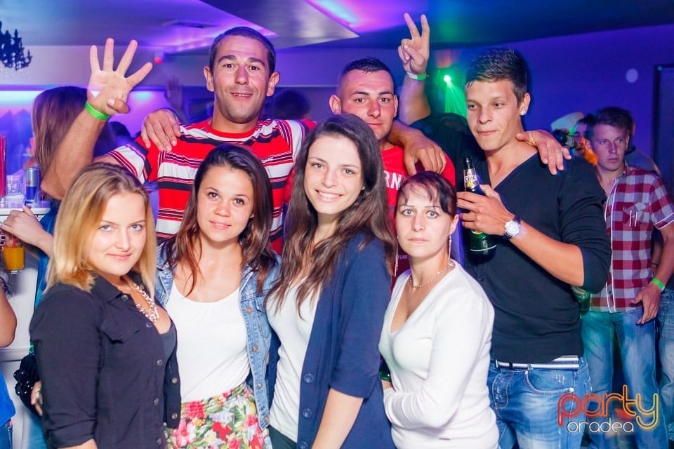 Distracţie în Zona Club, 
