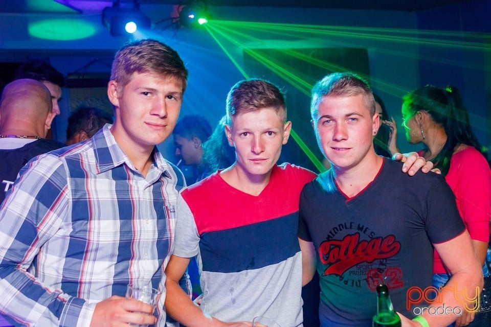 Distracţie în Zona Club, 