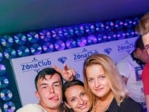 Distracţie în Zona Club