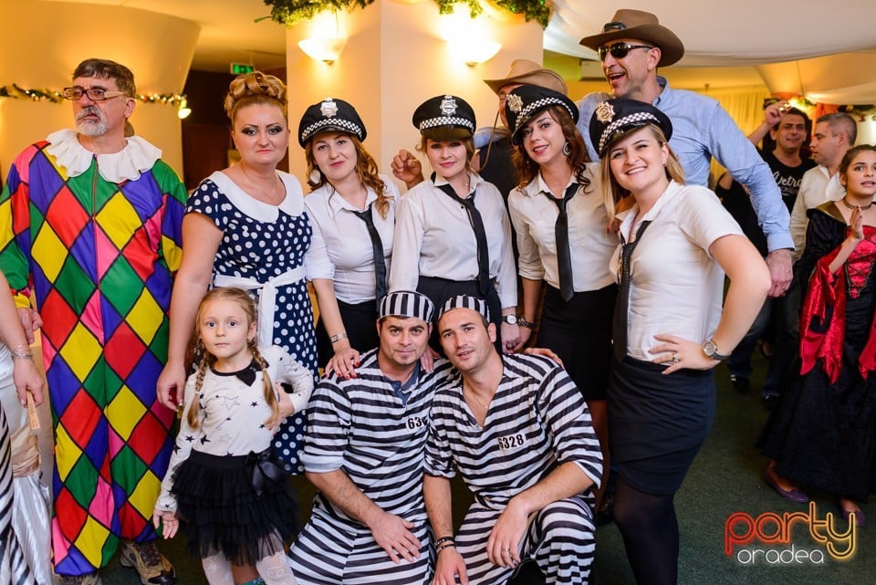 Distracţie la Hotel Mureş, Hotel Mureş