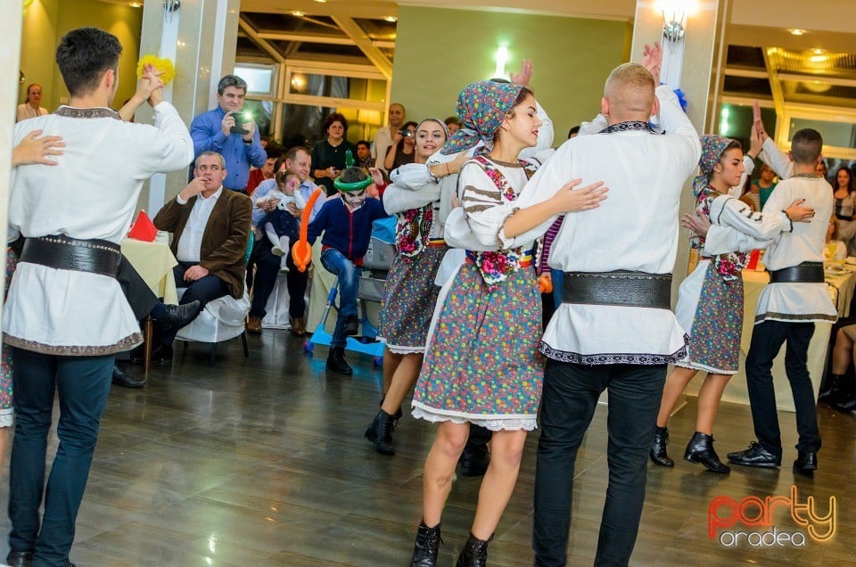 Distracţie la Hotel Nufărul, Hotel Nufărul