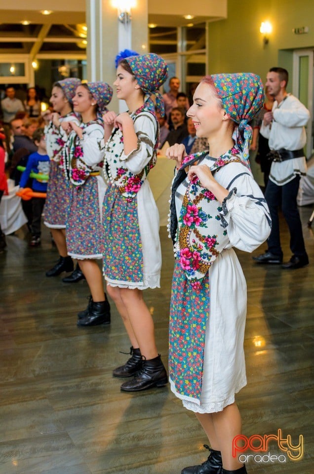 Distracţie la Hotel Nufărul, Hotel Nufărul