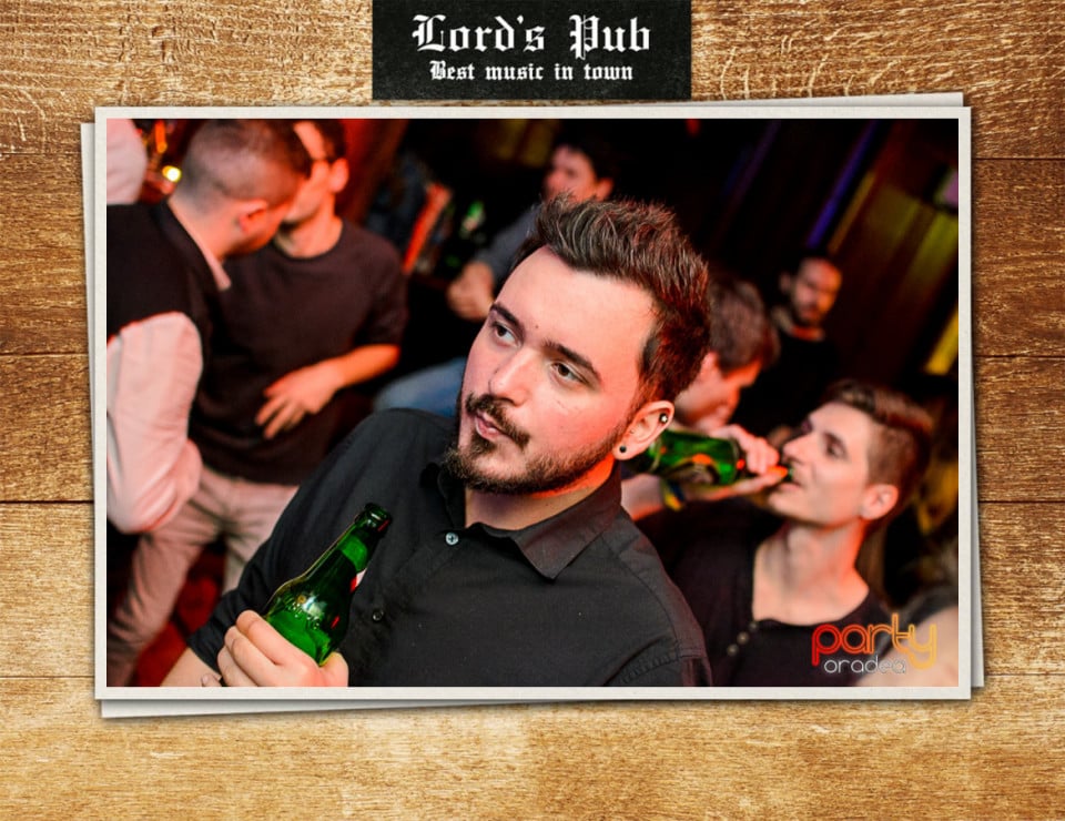 Distracție la Lord's Pub, Lord's Pub
