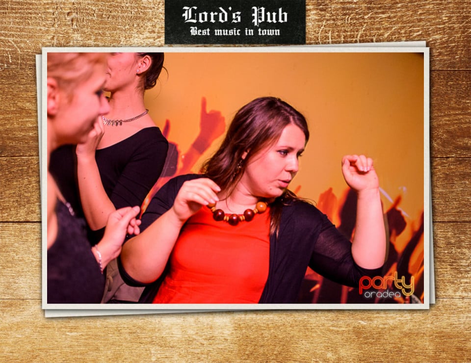 Distracție la Lord's Pub, Lord's Pub