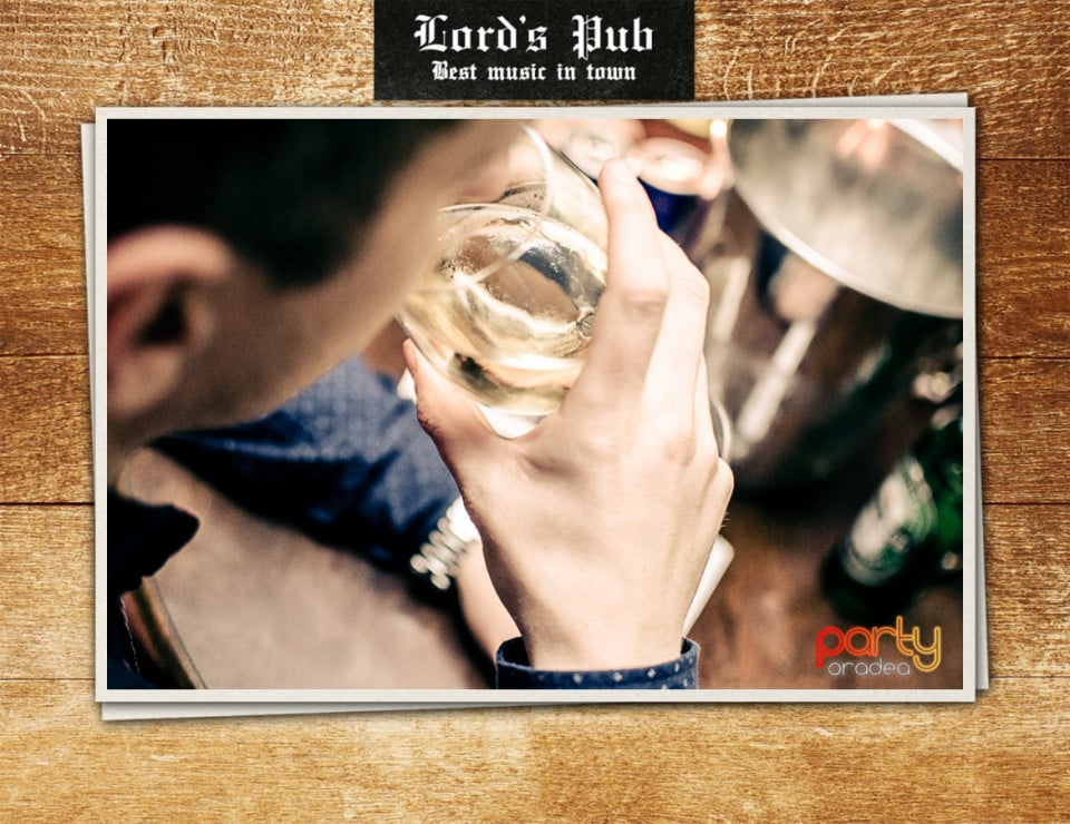 Distracție la Lord's Pub, Lord's Pub