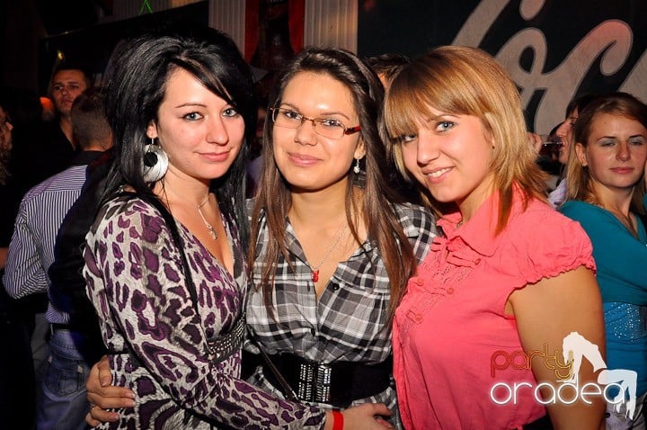 Distracţie la maxim în Disco Faház, 