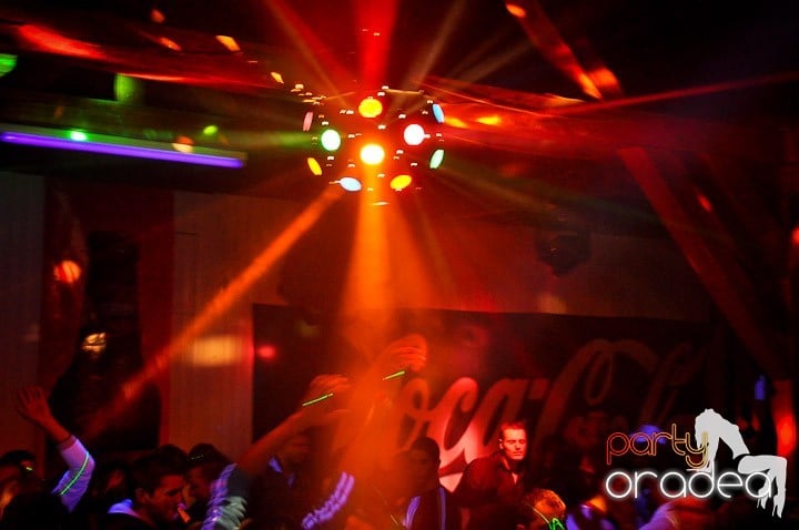 Distracţie la maxim în Disco Faház, 