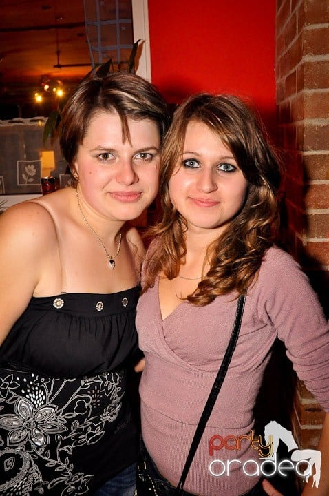 Distracţie la maxim în Disco Faház, 