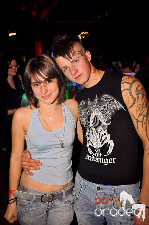 Distracţie la maxim în Disco Faház, 