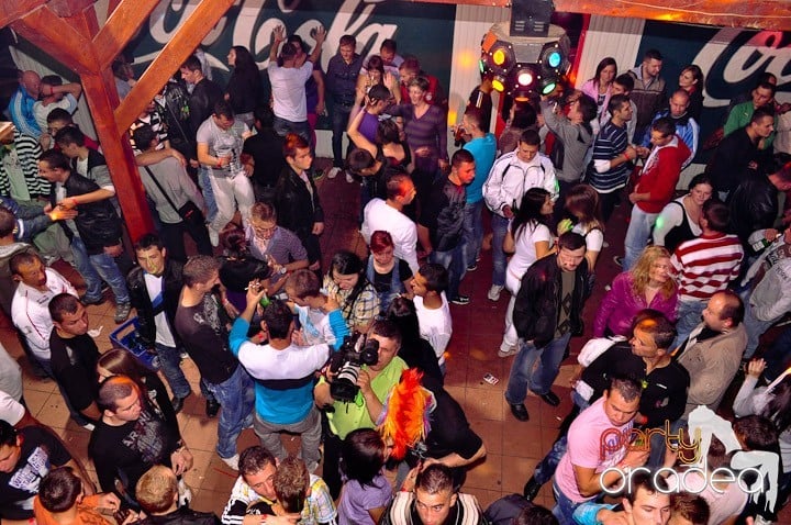 Distracţie la maxim în Disco Faház, 