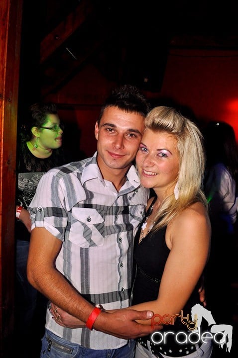 Distracţie la maxim în Disco Faház, 