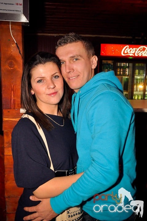 Distracţie la maxim în Disco Faház, 