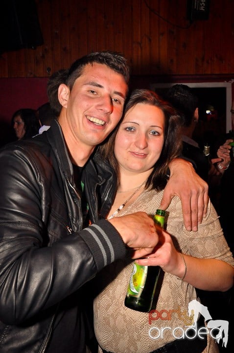 Distracţie la maxim în Disco Faház, 