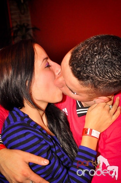 Distracţie la maxim în Disco Faház, 