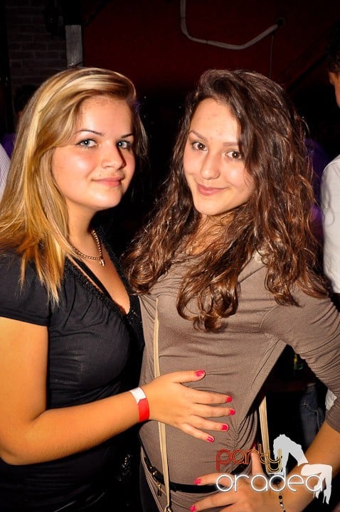 Distracţie la maxim în Disco Faház, 