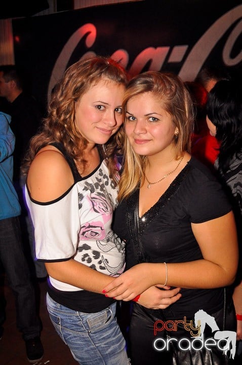 Distracţie la maxim în Disco Faház, 