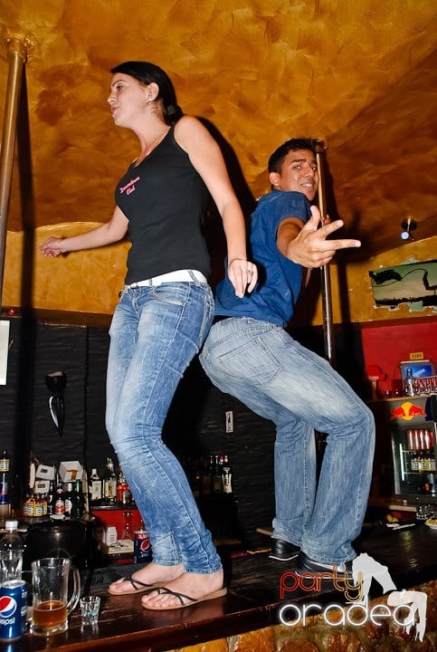 Distracţie la superlativ în Downtown, 